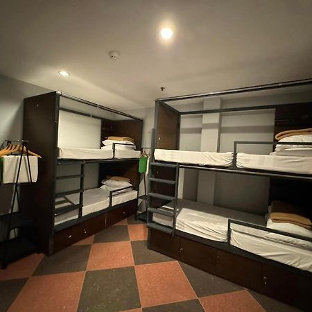 Cerca Hotel Balabag  Экстерьер фото